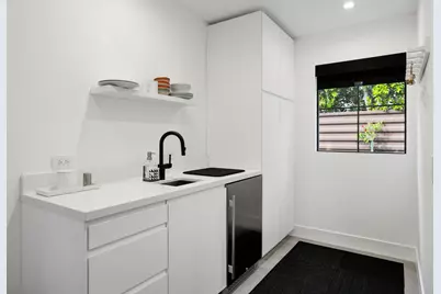 470 E Avenida Olancha #B, Palm Springs, CA 92264 - Photo 9