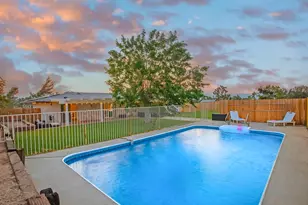 7607 Lucerne Vista Ave, Yucca Valley, CA 92284 - Photo 1