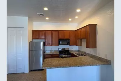 50600 Santa Rosa Plaza #7, La Quinta, CA 92253 - Photo 11
