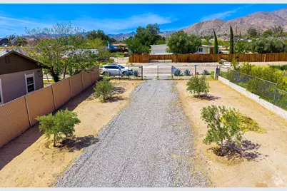 11229 San Jacinto Street, Morongo Valley, CA 92256 - Photo 27