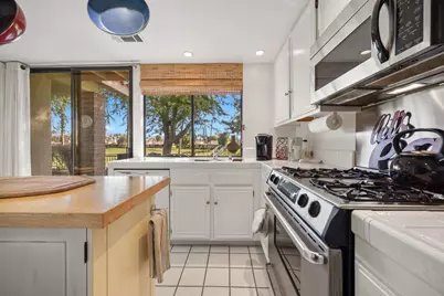 278 Tolosa Circle, Palm Desert, CA 92260 - Photo 11