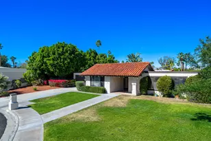 1374 E Madero Cir, Palm Springs, CA 92262 - Photo 3