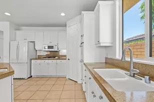 247 Via San Lucia, Rancho Mirage, CA 92270 - Photo 19