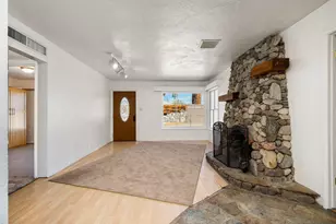 3933 E Calle San Antonio, Palm Springs, CA 92264 - Photo 13