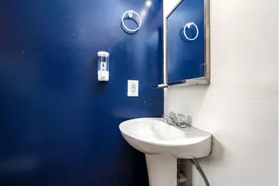 3933 E Calle San Antonio, Palm Springs, CA 92264 - Photo 29