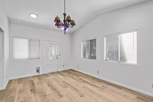 1315 Barbara Dr, Vista, CA 92084 - Photo 15