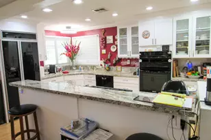 38820 Desert Greens Dr E, Palm Desert, CA 92260 - Photo 9