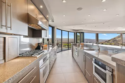 2400 Southridge Drive, Palm Springs, CA 92264 - Photo 17