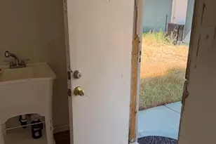 50988 Canyon Rd, Morongo Valley, CA 92256 - Photo 23