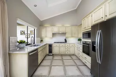 202 Green Mountain Drive, Palm Desert, CA 92211 - Photo 21