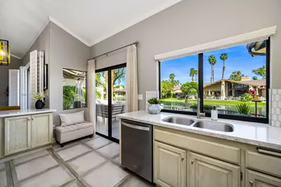 202 Green Mountain Drive, Palm Desert, CA 92211 - Photo 23