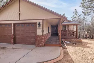 43847 Wolf Rd, Big Bear Lake, CA 92315 - Photo 3