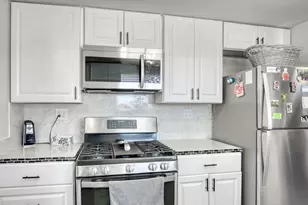 8588 Taft Ct, Yucca Valley, CA 92284 - Photo 9