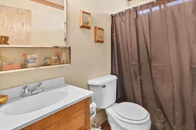 1101 W Country Club Boulevard, Big Bear City, CA 92314 - Photo 15