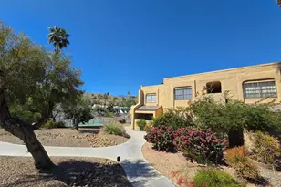 5300 E Waverly Dr, Palm Springs, CA 92264 - Photo 1
