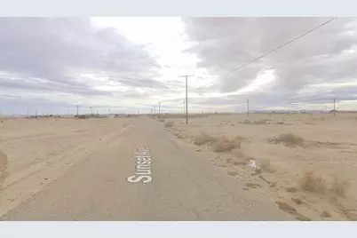 2052 Sunset Avenue, Thermal, CA 92274 - Photo 3