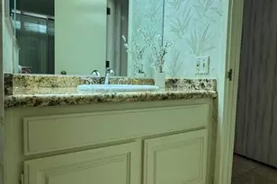 222 Monterey Rd, Glendale, CA 91206 - Photo 15