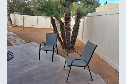 1640 Sunflower Court S, Palm Springs, CA 92262 - Photo 11