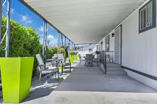138 Hester Dr, Cathedral City, CA 92234 - Photo 3
