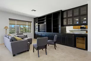 78275 Estancia Dr, Palm Desert, CA 92211 - Photo 9