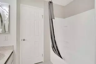 34 Lakeview Cir, Cathedral City, CA 92234 - Photo 11