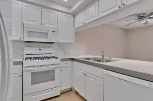 34 Lakeview Cir, Cathedral City, CA 92234 - Photo 1