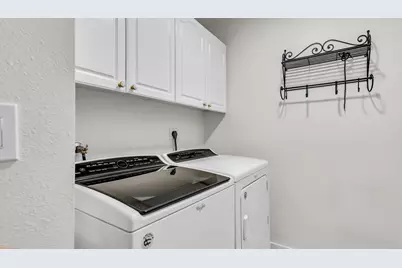 9180 Warwick Drive, Desert Hot Springs, CA 92240 - Photo 29