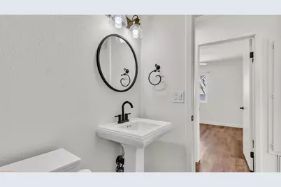 9180 Warwick Drive, Desert Hot Springs, CA 92240 - Photo 25