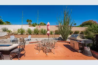 9180 Warwick Drive, Desert Hot Springs, CA 92240 - Photo 31