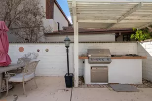 46555 Cameo Palms Dr, La Quinta, CA 92253 - Photo 31