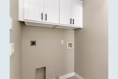 13-785 Caliente Drive, Desert Hot Springs, CA 92240 - Photo 11