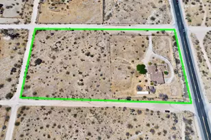 1588 Old Woman Springs Rd, Yucca Valley, CA 92284 - Photo 11
