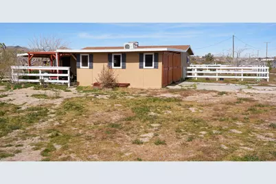 1588 Old Woman Springs Road, Yucca Valley, CA 92284 - Photo 15