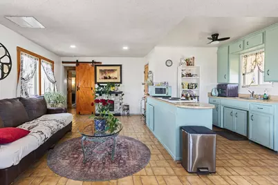 1588 Old Woman Springs Road, Yucca Valley, CA 92284 - Photo 27