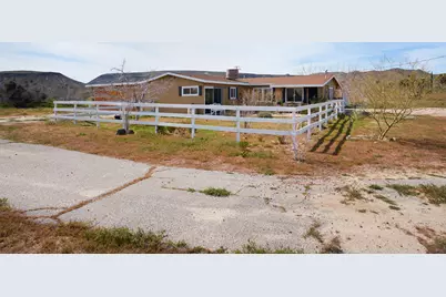 1588 Old Woman Springs Road, Yucca Valley, CA 92284 - Photo 33