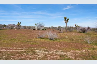1588 Old Woman Springs Road, Yucca Valley, CA 92284 - Photo 35