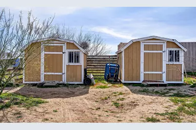 1588 Old Woman Springs Road, Yucca Valley, CA 92284 - Photo 41