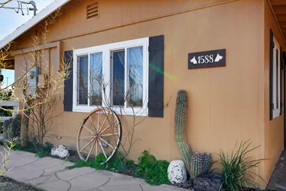 1588 Old Woman Springs Road, Yucca Valley, CA 92284 - Photo 3