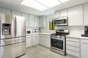 395 E La Verne Way, Palm Springs, CA 92264 - Photo 7