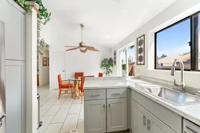 3252 N Mountain Shadow Drive, Palm Springs, CA 92262 - Photo 9