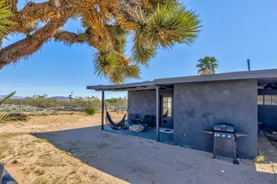 330 Delgada Avenue, Yucca Valley, CA 92284 - Photo 21