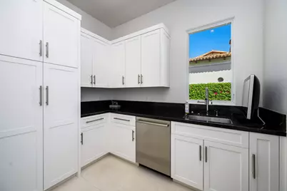 52560 Del Gato Drive, La Quinta, CA 92253 - Photo 15