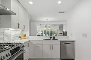 315 Forest Hills Dr, Rancho Mirage, CA 92270 - Photo 9