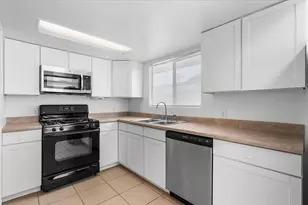 43425 Tennessee Ave, Palm Desert, CA 92211 - Photo 13