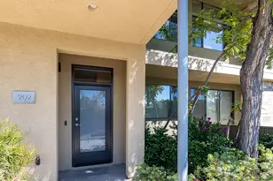 870 E Palm Canyon Dr, Palm Springs, CA 92264 - Photo 41