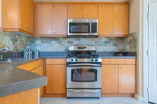 870 E Palm Canyon Dr, Palm Springs, CA 92264 - Photo 17