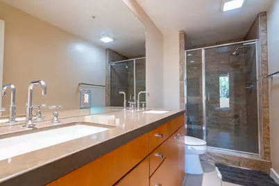 870 E Palm Canyon Drive #202, Palm Springs, CA 92264 - Photo 27