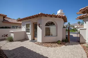 49544 Via Conquistador, La Quinta, CA 92253 - Photo 17