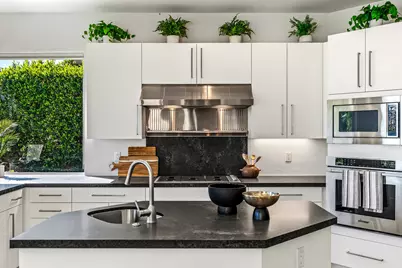 44890 Lakeside Drive, Indian Wells, CA 92210 - Photo 21