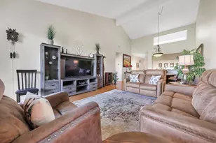 38863 Lobelia Cir, Palm Desert, CA 92211 - Photo 11